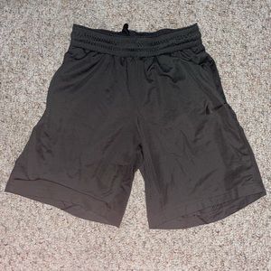 boys nike size medium (unisex)